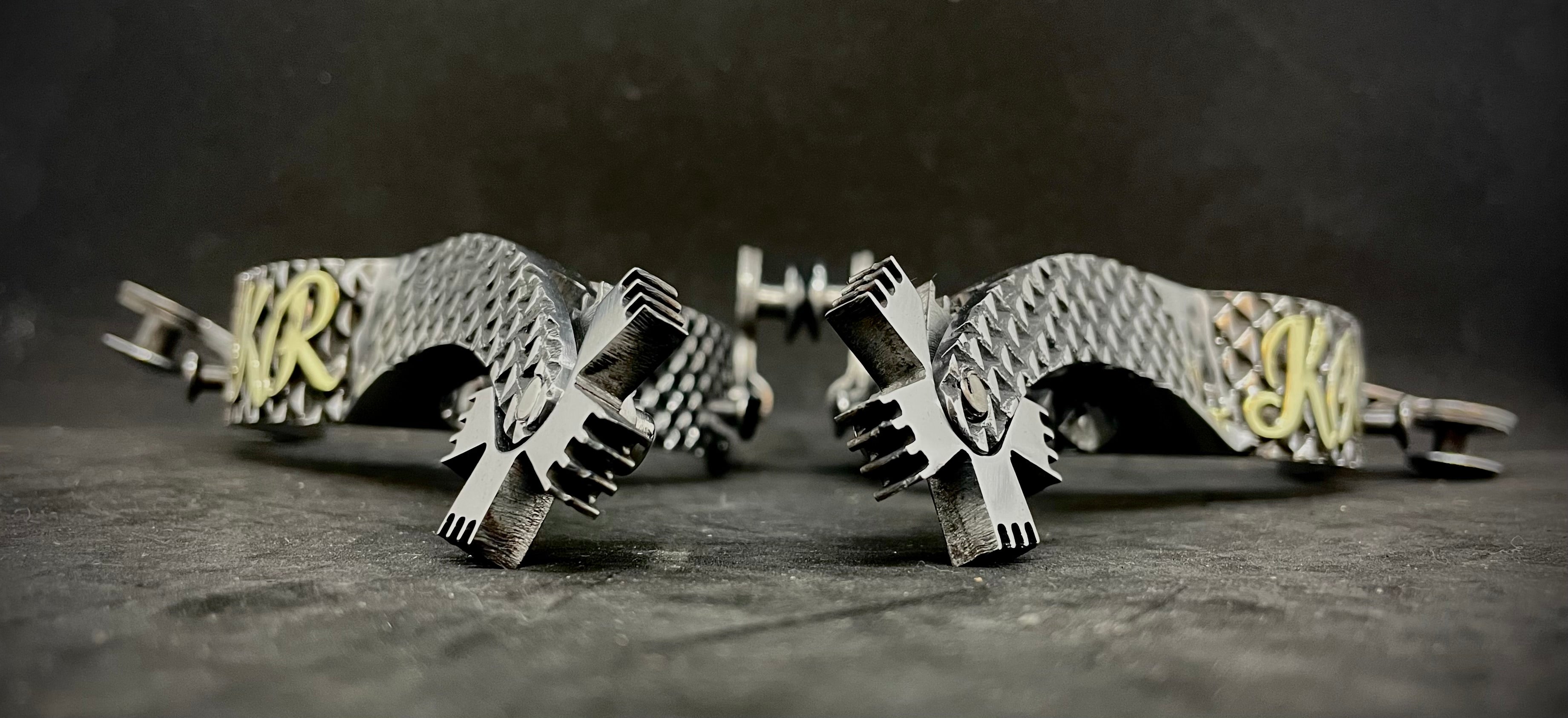 Self Locking Bull Riding Rowels – TANNER SPURS